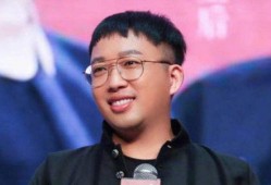 娱乐吃瓜导演,导演背后的“吃瓜”故事